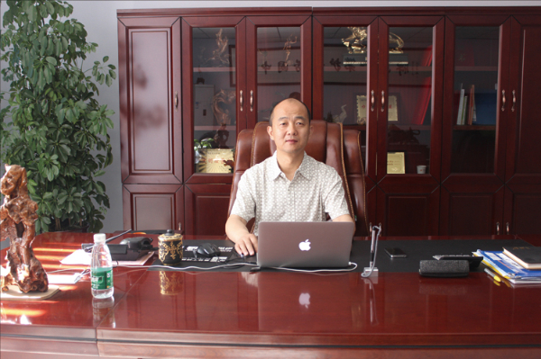 董事長(zhǎng).jpg